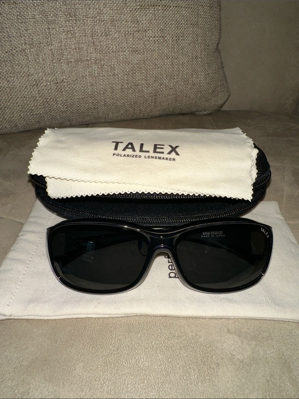 Talex Women's Polarized Fit-Over Sunglasses in Black